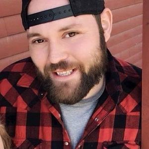 Meet your Posher, Leland